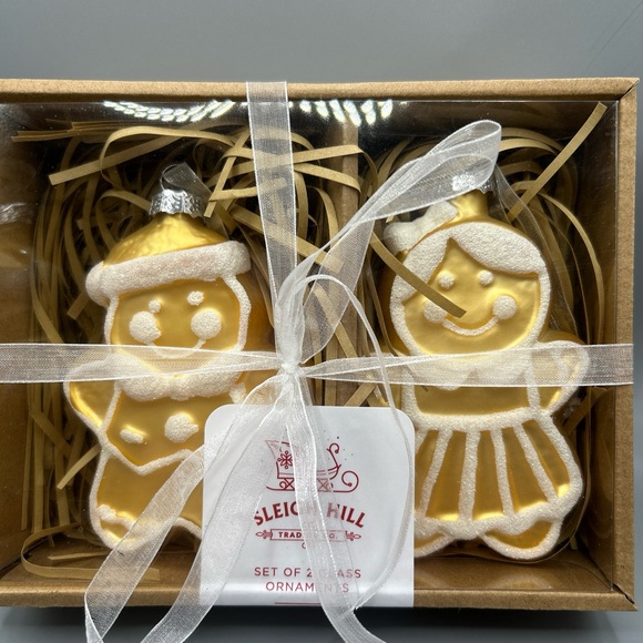 Sleigh Hill Glass Gingerbread Man And Girl Ornament Set Gold NEW - Picture 1 of 3